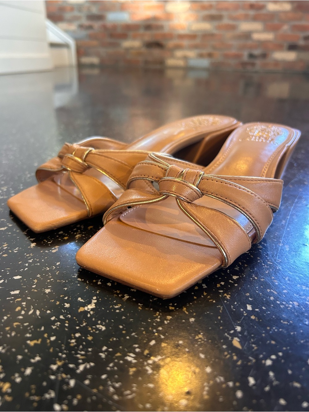 NEW Vince Camuto Tan Knotted Square-Toe Slide Mules